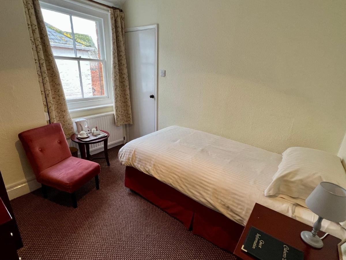 Calverts Hotel - Newport, Isle Of Wight Dış mekan fotoğraf